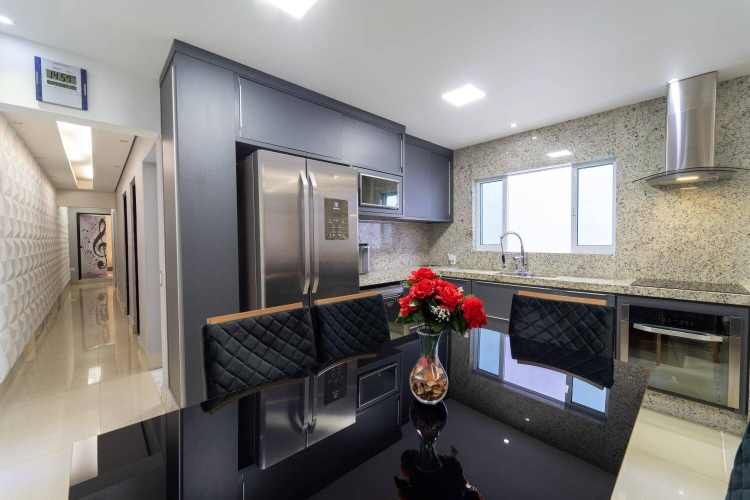 Sobrado à venda com 3 quartos, 160m² - Foto 4
