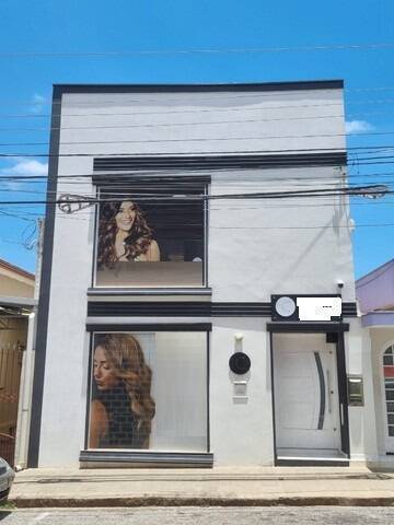 Sobrado, 5 quartos, 237 m² - Foto 1