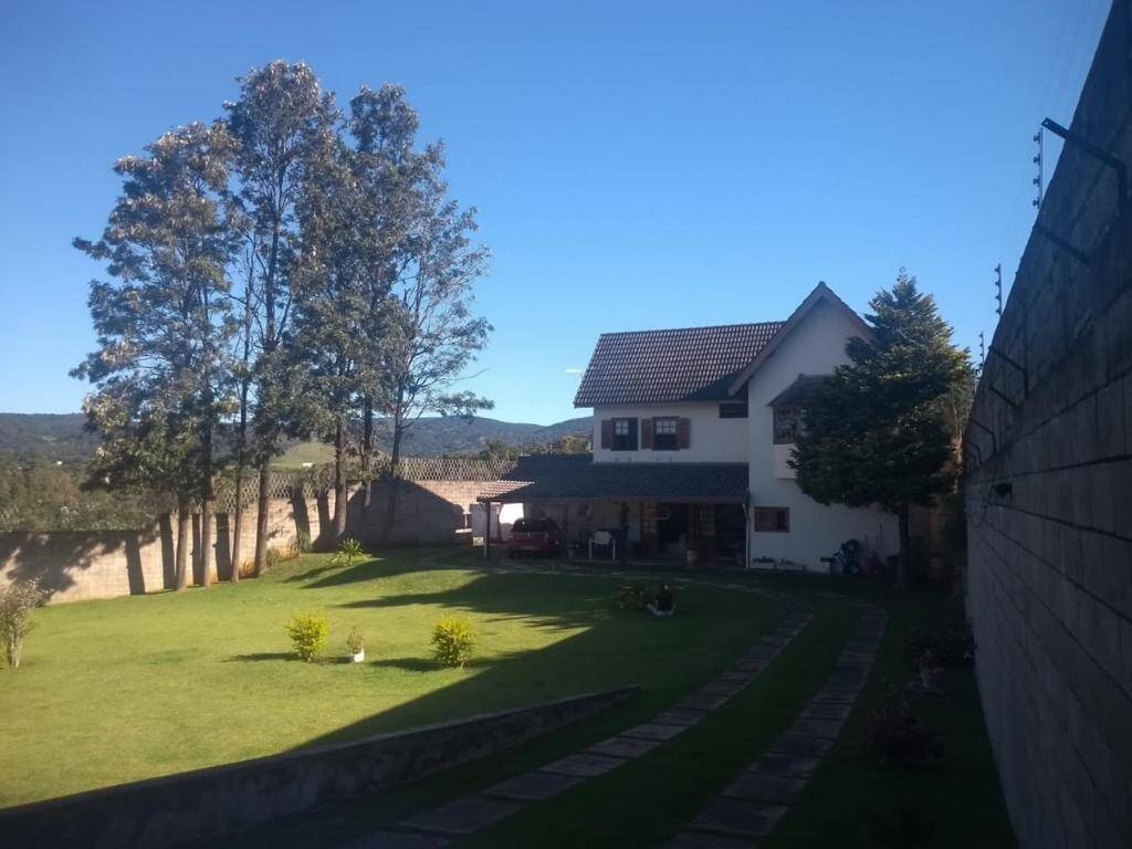 Casa, 2 quartos, 180 m² - Foto 1