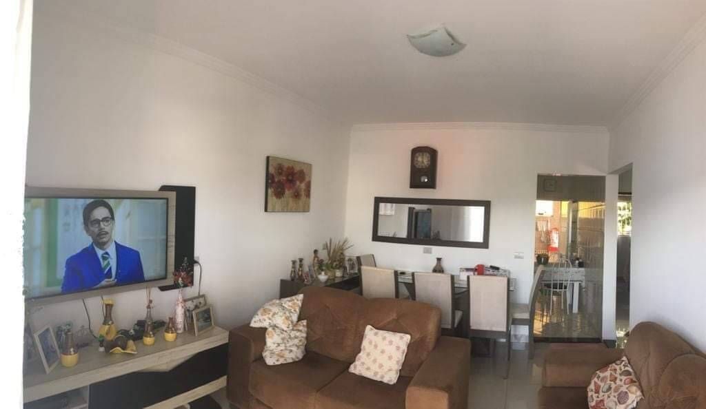 Sobrado à venda com 4 quartos, 190m² - Foto 1