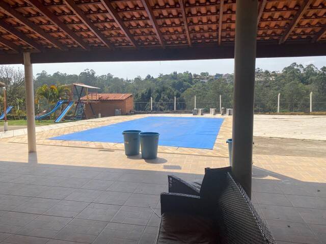 Chácara à venda com 3 quartos, 2500m² - Foto 2