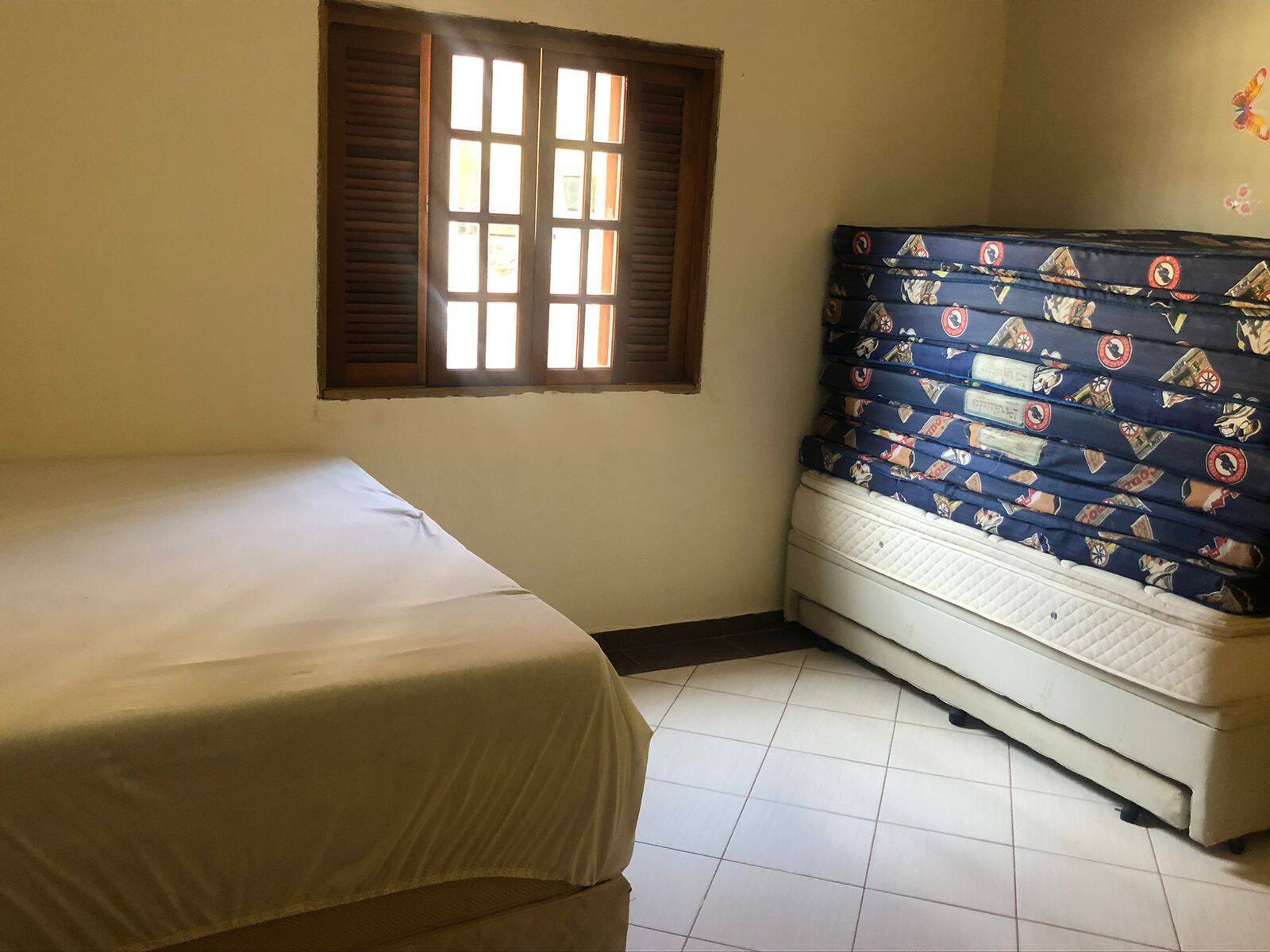 Chácara à venda com 3 quartos, 2500m² - Foto 8