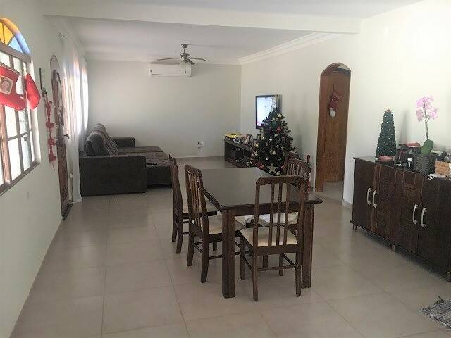 Chácara à venda com 5 quartos, 3000m² - Foto 2
