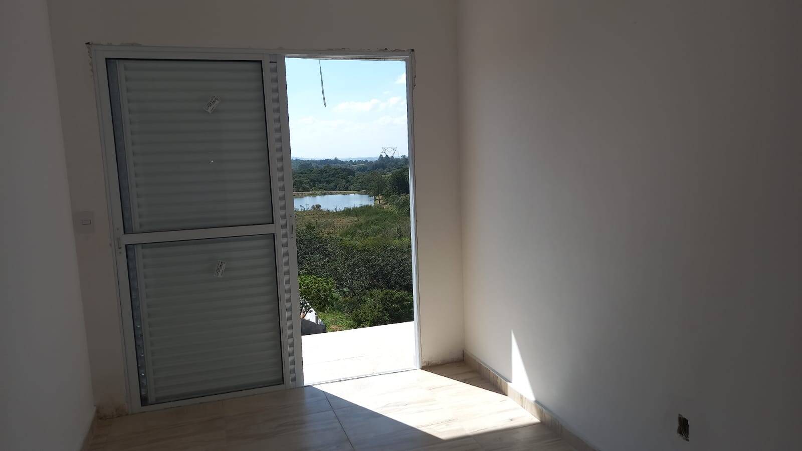 Casa de Condomínio à venda com 4 quartos, 228m² - Foto 8