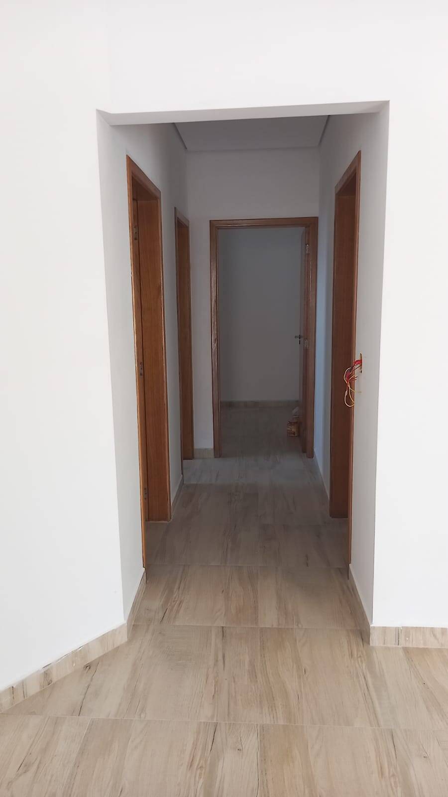Casa de Condomínio à venda com 4 quartos, 228m² - Foto 4