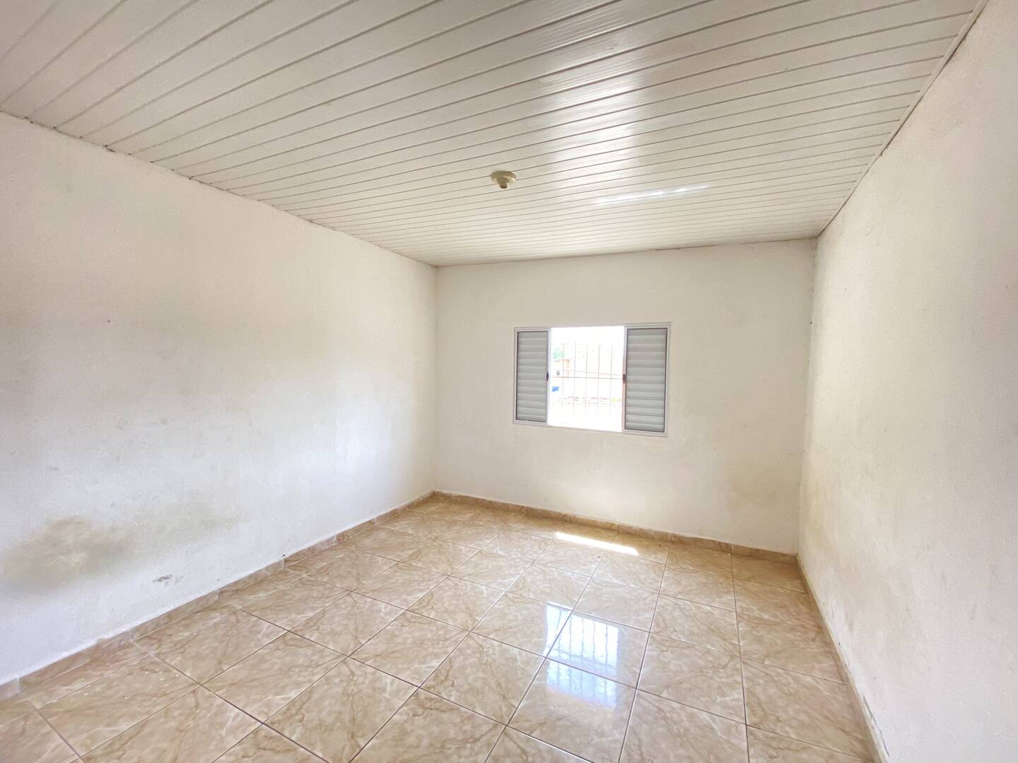 Casa, 2 quartos, 82 m² - Foto 1