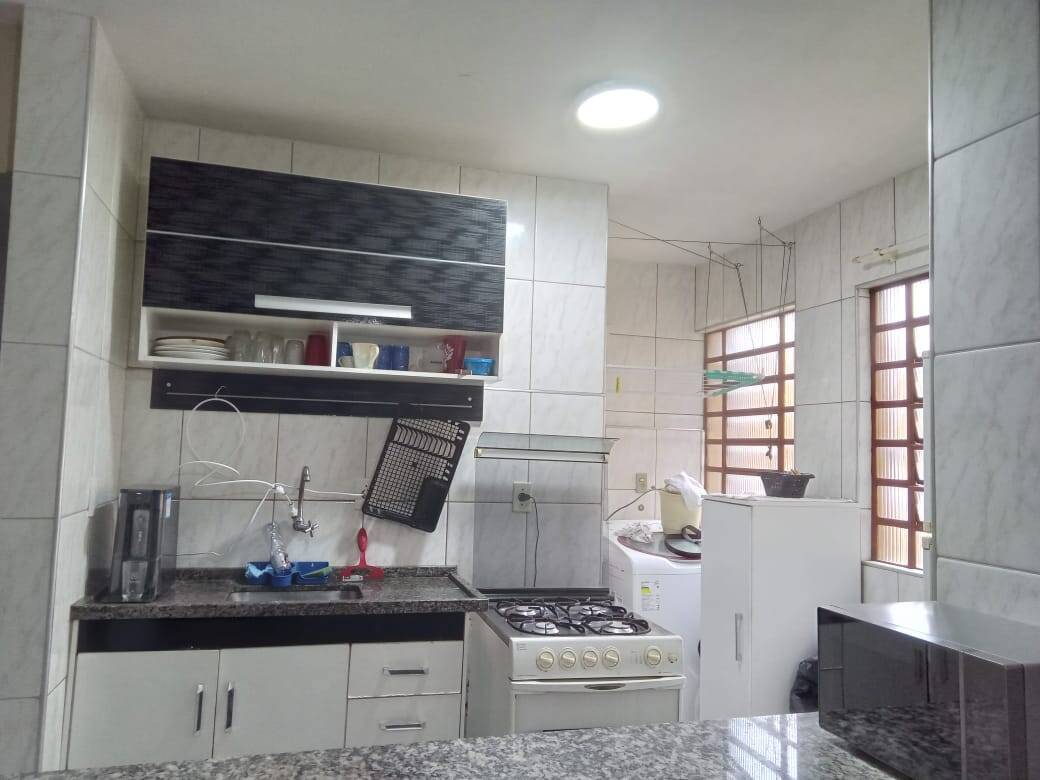 Apartamento à venda com 2 quartos, 47m² - Foto 3