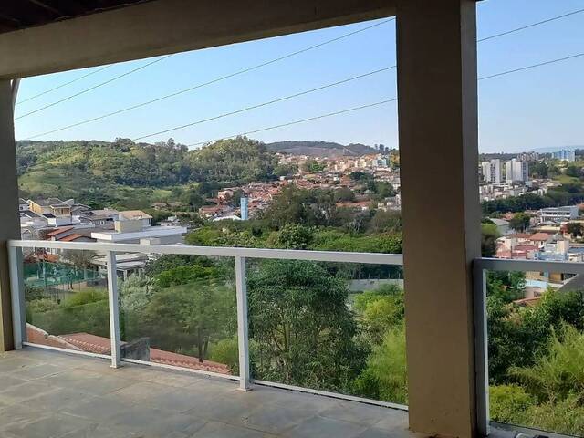 Sobrado para Venda em Valinhos - 1