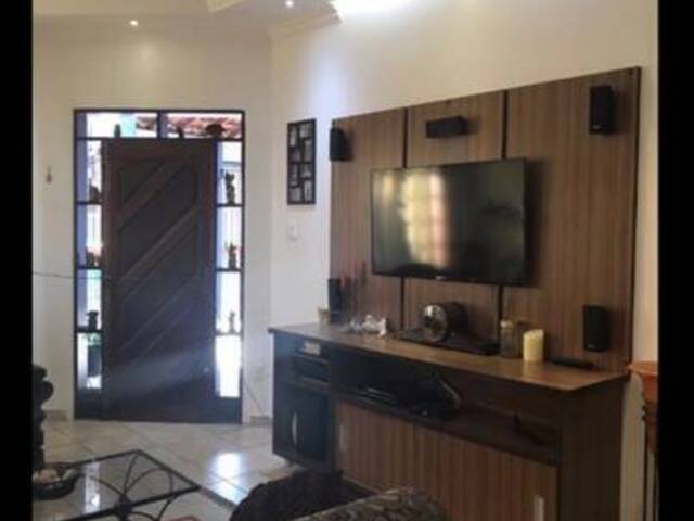Casa para Venda em Jundiaí - 3