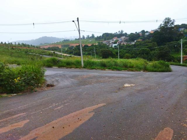 Área para Venda em Várzea Paulista - 4